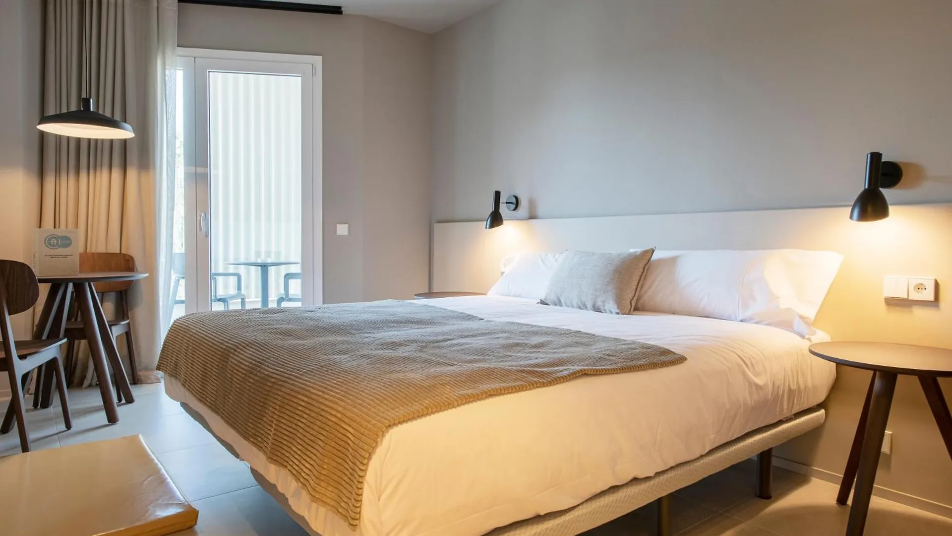 Apartaments La Carpa バニョラス 0*,  スペイン